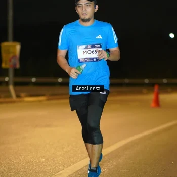 Runner Photo 7670686