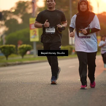 Runner Photo 7670688