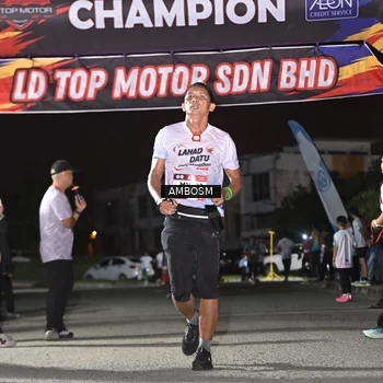 Runner Photo 7670692