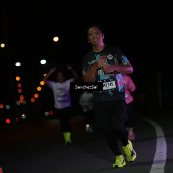 Runner Photo 7670693