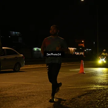 Runner Photo 7670696