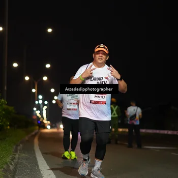 Runner Photo 7670701
