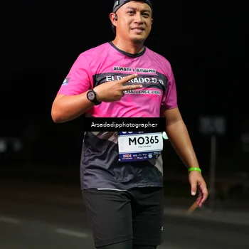 Runner Photo 7670703