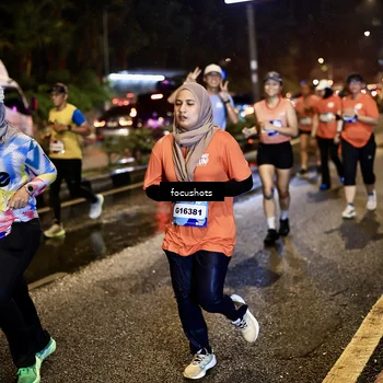 Runner Photo 7670715