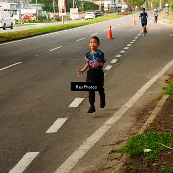 Runner Photo 7670722