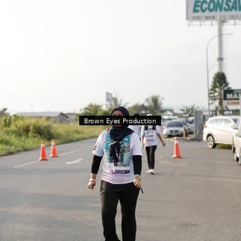 Runner Photo 7670728