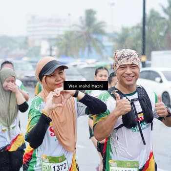 Runner Photo 7670733