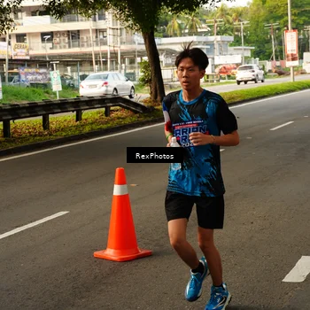 Runner Photo 7670742