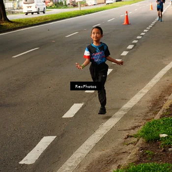 Runner Photo 7670749