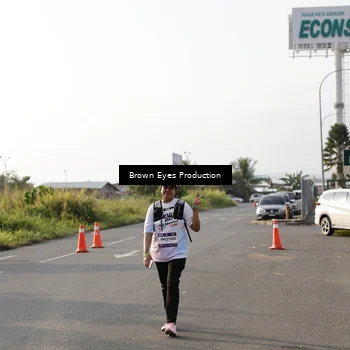 Runner Photo 7670755