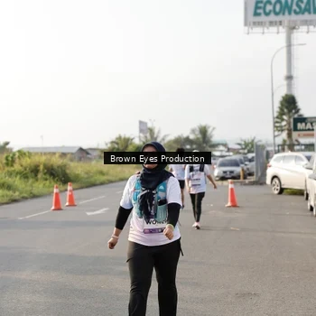 Runner Photo 7670756