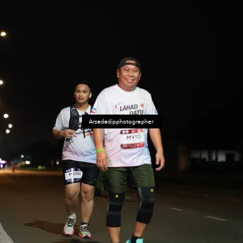 Runner Photo 7670757