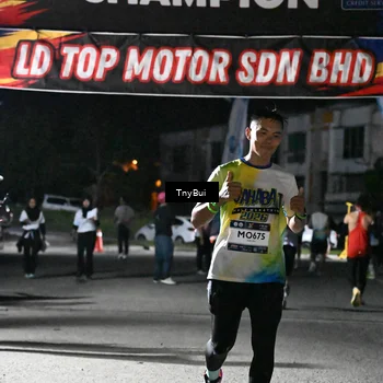 Runner Photo 7670768