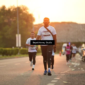 Runner Photo 7670778