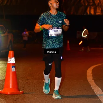 Runner Photo 7670789