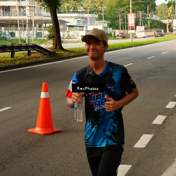 Runner Photo 7670795