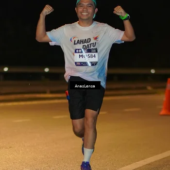 Runner Photo 7670797