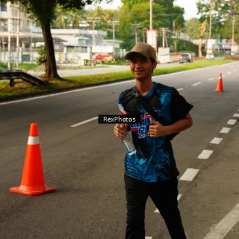 Runner Photo 7670801