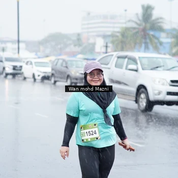 Runner Photo 7670825