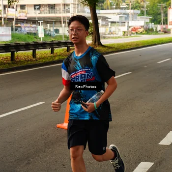 Runner Photo 7670844