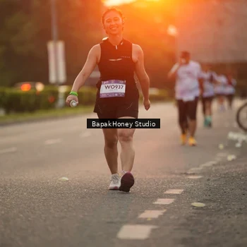 Runner Photo 7670848