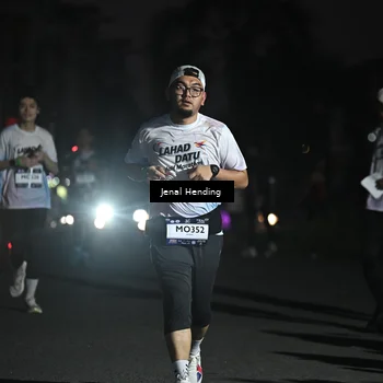 Runner Photo 7670849