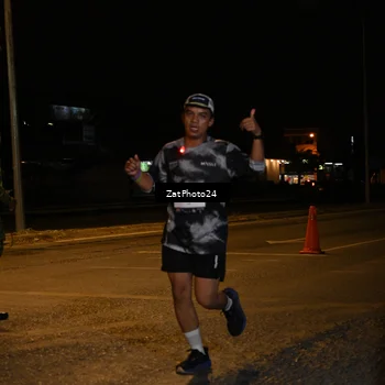 Runner Photo 7670852