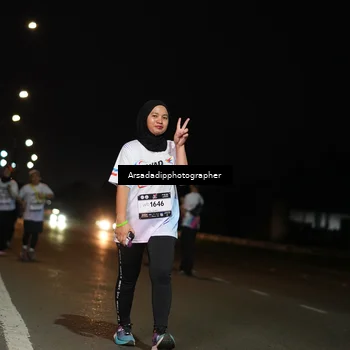 Runner Photo 7670867