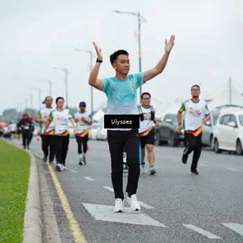 Runner Photo 7670873