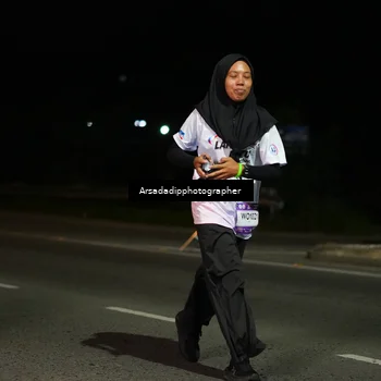 Runner Photo 7670878
