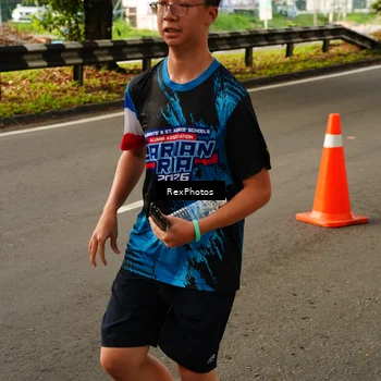Runner Photo 7670885
