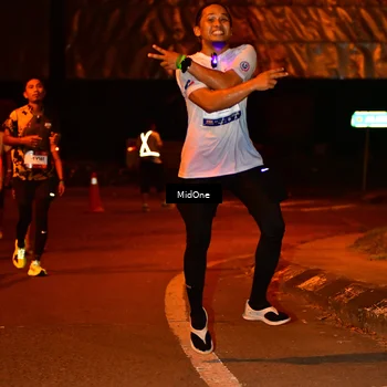 Runner Photo 7670888
