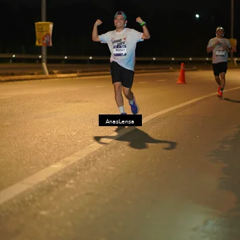 Runner Photo 7670894