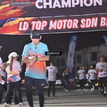 Runner Photo 7670896
