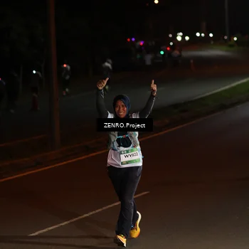 Runner Photo 7670897