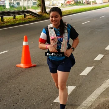 Runner Photo 7670909