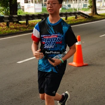 Runner Photo 7670910