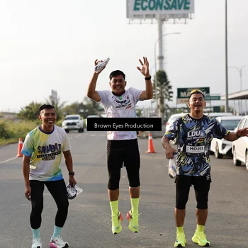 Runner Photo 7670924