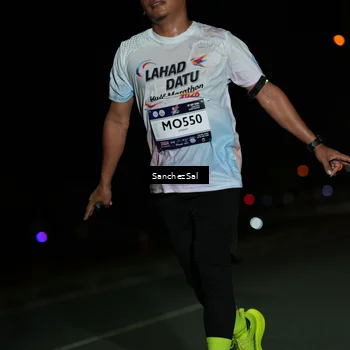 Runner Photo 7670934