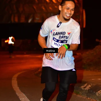 Runner Photo 7670937