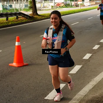 Runner Photo 7670940