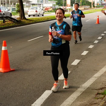 Runner Photo 7670960