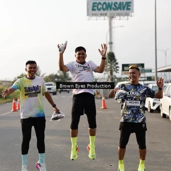 Runner Photo 7670963