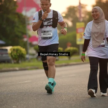 Runner Photo 7670969