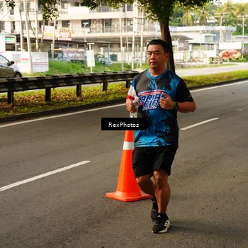 Runner Photo 7670989