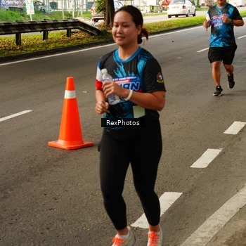 Runner Photo 7670992