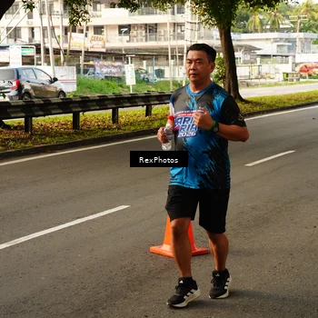 Runner Photo 7670995