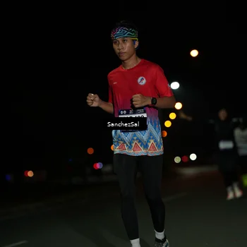 Runner Photo 7670999