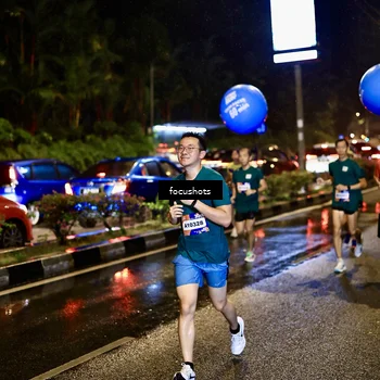 Runner Photo 7671004