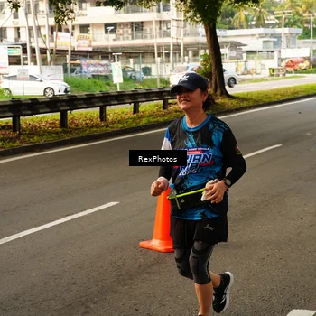 Runner Photo 7671034